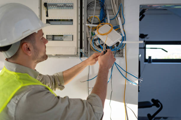 Best Affordable Emergency Electrician  in South Hill, WA